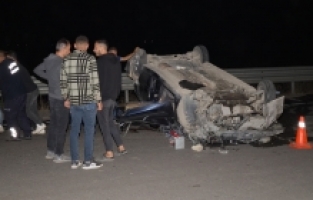 Hatay'da devrilen otomobildeki 1 kişi öldü, 1 kişi yaralandı