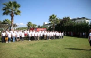 İzmir'de 37 yıl önce askerlik yapanlar 10. kez buluştu