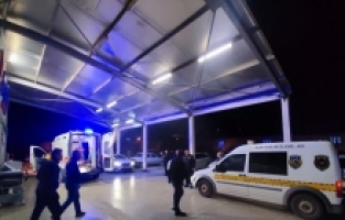 Adana'da kavgada bıçakla yaralanan genç hastanede öldü