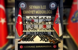 Adana'da ruhsatsız 50 silah ele geçirildi