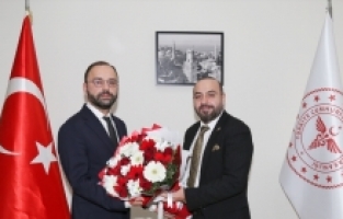 Antalya İl Sağlık Müdürü Evren Ekingen göreve başladı