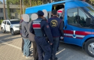 Aranan 7 kişi yakalandı