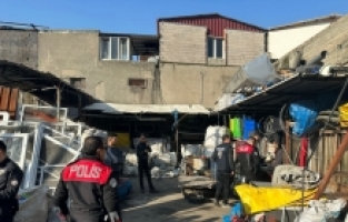 İskenderun'da aranan hırsızlık zanlısı yakalandı