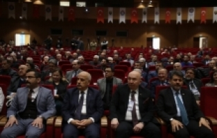 Kahramanmaraş'ta depremin 1'inci yılına ilişkin kongre başladı