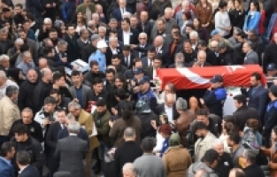 Mustafa Balkaya son yolculuğuna uğurlandı