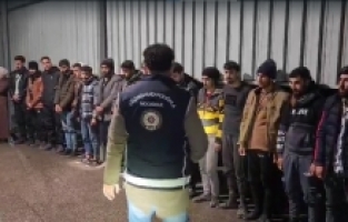 Osmaniye'de göçmen kaçakçılığı iddiasıyla 3 kişi tutuklandı