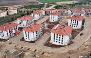 Osmaniye Sumbas'taki 192 deprem konutunun kaba inşaatı tamamlandı