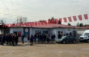 Pençe-Kilit Harekatı bölgesinde şehit olan Özdemir'in ailesine taziye ziyareti