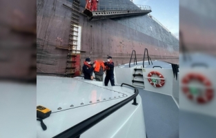 Antalya açıklarındaki gemide yaralanan kişi hastaneye kaldırıldı