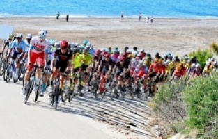 Antalya Bisiklet Turu'nun Kemer-Tahtalı etabı tamamlandı