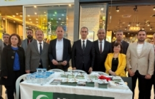 Adana'da Yeşilay Haftası kapsamında sergi açıldı