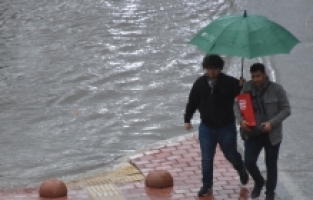 Antalya'da sağanak ve fırtına