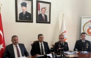 Antalya'da suç örgütüne yönelik operasyonda 14 kişi gözaltına alındı