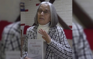 Çanakkale gazisi dedesinin anılarını yazdığı romanların gelirini Mehmetçik Vakfına bağışladı