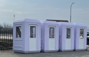 Karmod Kabin, Kosova'ya 20 güvenlik bekçi kulübesi gönderdi