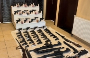 Osmaniye'de Mahzen-3 operasyonunda ele geçirilenler sergilendi