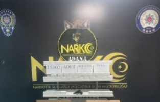 Adana'da 15 bin 802 sentetik ecza hapı ele geçirildi