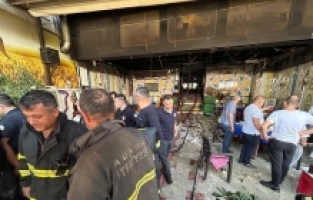 Adana'da kafeteryada çıkan yangın söndürüldü