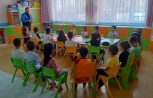 Antalya'da polis ekipleri okullarda bilgilendirme yaptı