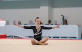 Cimnastikte kadınlar artistik ve ritmik Türkiye şampiyonaları, Antalya'da başladı