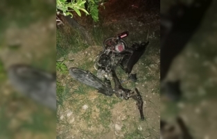 Finike'de otomobille çarpışan motosiklet sürücüsü yaralandı