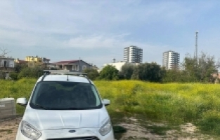 Mersin'de bıçakla tehdit ettiği kişinin aracını alıkoyan zanlı yakalandı