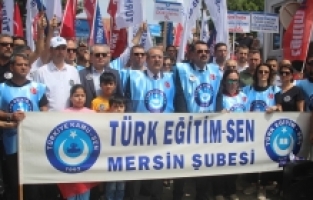 Adana ve çevre illerde eğitim sendikaları okul müdürünün öldürülmesini protesto etti