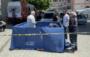 Adana'da eşini öldüren, bacanağı ve yoldan geçen 2 kişiyi yaralayan zanlı yakalandı