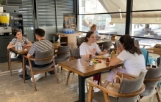 Kahramanmaraş'ta kafe işletmecisi bir günlük gelirini Gazze için bağışladı