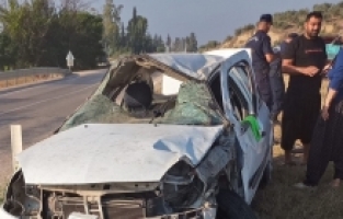 Adana'da 3 aracın karıştığı trafik kazasında 6 kişi yaralandı