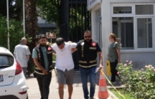 Antalya'da parkta bir kişinin ölümüne ilişkin 1 zanlı yakalandı