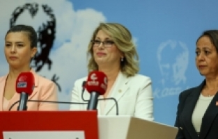CHP Osmaniye Milletvekili Asu Kaya, CHP Kadın Kolları Genel Başkanlığına aday oldu