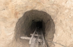 Mersin'de kaçak kazı yapan 6 kişi suçüstü yakalandı