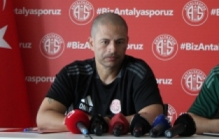 Alex, Antalyaspor'un “profilini“ değiştirecek oyuncular istiyor