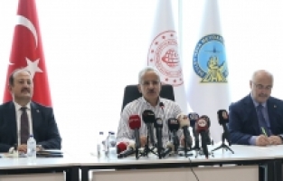 Bakan Uraloğlu'ndan Instagram ve Roblox açıklaması