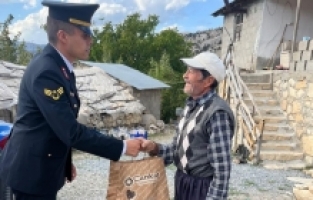 Bozyazı'da, polis ve askerlerden gazilere ziyaret