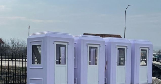 Karmod Kabin, Kosova'ya 20 güvenlik bekçi kulübesi gönderdi