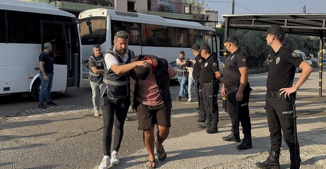 Osmaniye'de 14 yaşındaki kız çocuğuna cinsel istismar iddiasıyla 10 şüpheli tutuklandı