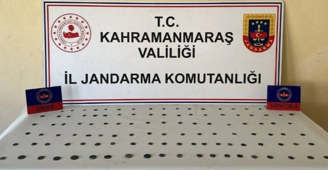 Kahramanmaraş'ta 110 tarihi sikke ve bir obje ele geçirildi
