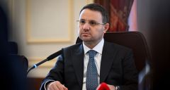 Bakan Gürlek: “Vatandaşlarımızın Yaşadığı Trafik Kazalarını Fırsata Çevirerek Kişisel Verileri Üzerinden Haksız Kazanç Sağlamaya Çalışanlar Yargı Önünde Hesap Verecektir”