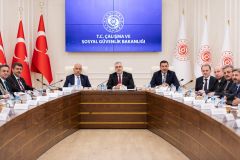 Bakan Işıkhan, 6 Şubat Depremlerinden Etkilenen İller İle İlgili Değerlendirme Toplantısına Katıldı
