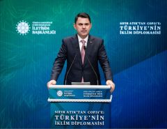 Bakan Kurum, “Sıfır Atık’tan COP31’e: Türkiye’nin İklim Diplomasisi” panelinde konuştu