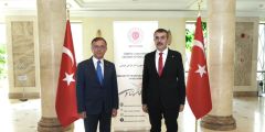 Bakan Tekin, Türkiye'nin Abu Dabi Büyükelçiliğini Ziyaret Etti