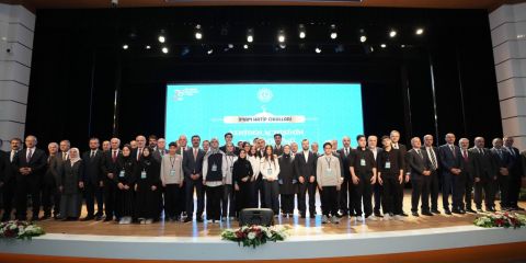 Bakan Tekin, "İmam Hatip Okullarının Yeniden Açılışının 75. Yıl Dönümü Programı"na Katıldı