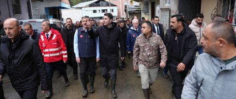 Cumhurbaşkanı Erdoğan, İstanbul’daki Sel Felaketi ile İlgili Bakan Kurum’dan Bilgi Aldı