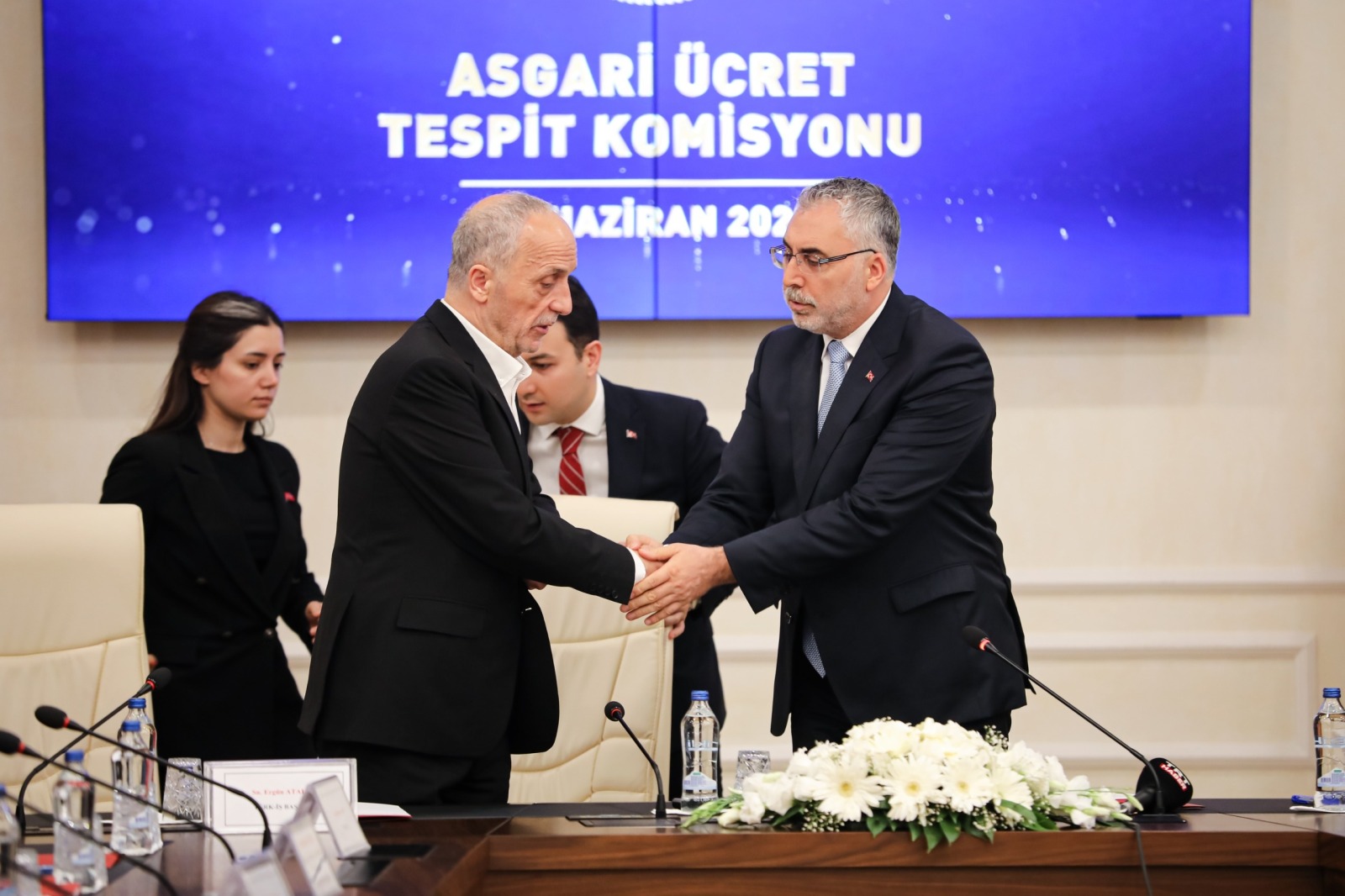 2023 Yılı İkinci Altı Ay İçin Yeni Asgari Ücret 11 Bin 402 TL Olarak Belirlendi