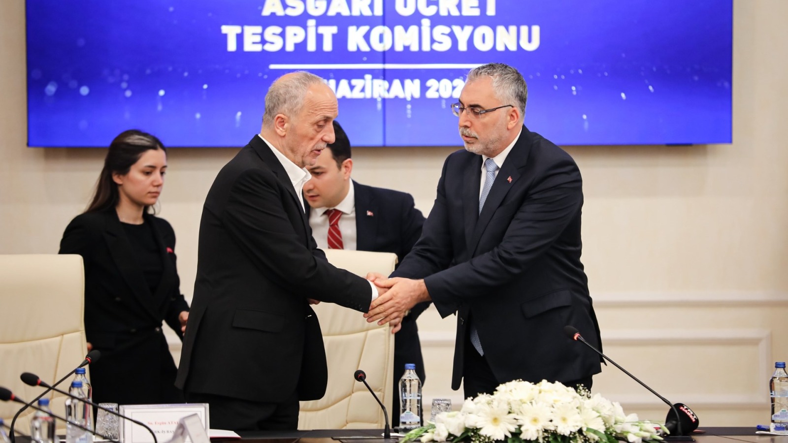 2023 Yılı İkinci Altı Ay İçin Yeni Asgari Ücret 11 Bin 402 TL Olarak Belirlendi