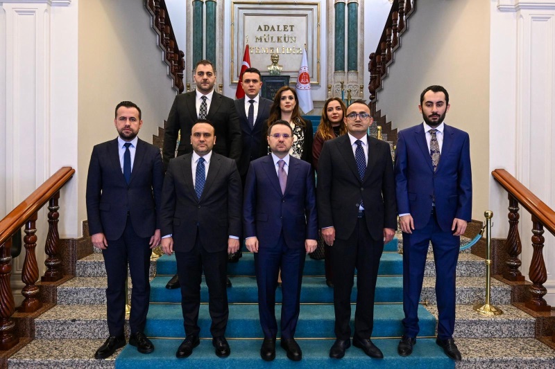 Adalet Bakanı Akın Gürlek TÜRK Hukuk Enstitüsü Heyetini Kabul Etti