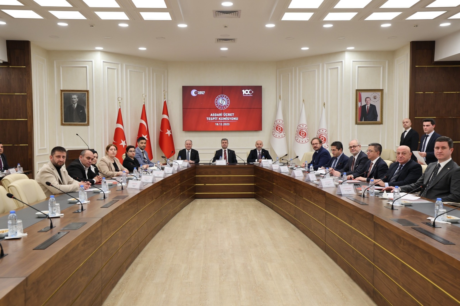 Asgari Ücret Görüşmeleri Devam Ediyor