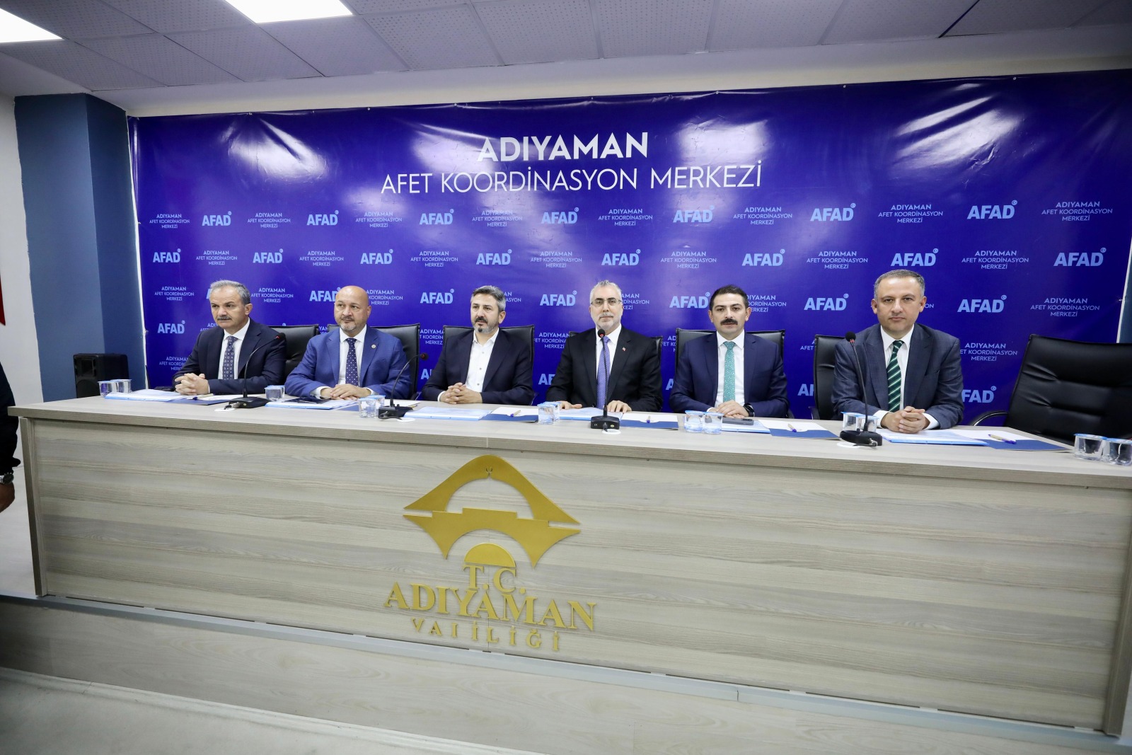 Bakan Işıkhan, Adıyaman’da Temaslarda Bulundu